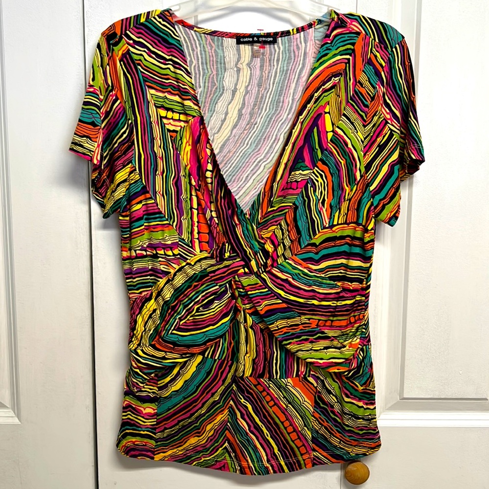 Cable & Gauge Bright Multi Color Print V Neck Short Sleeve Viscose Top Size XL